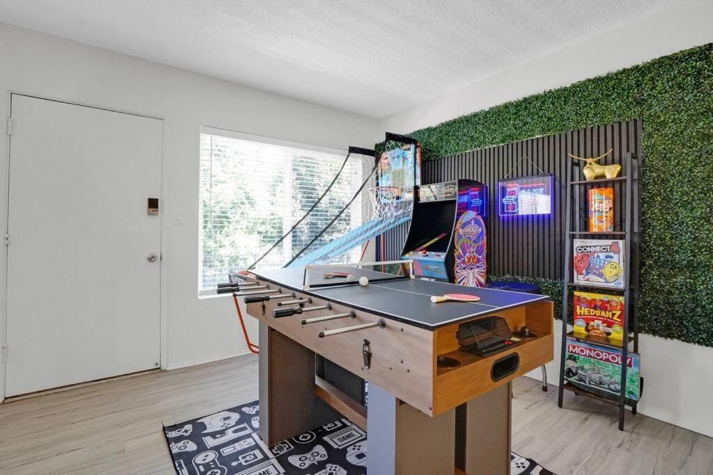 6Th Haven, Arcade, King Bed, Games, 1 Mile To Beaches Long Beach Exterior foto