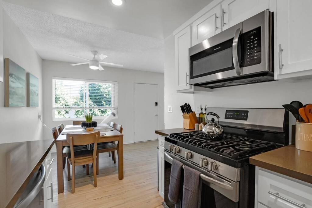 6Th Haven, Arcade, King Bed, Games, 1 Mile To Beaches Long Beach Exterior foto