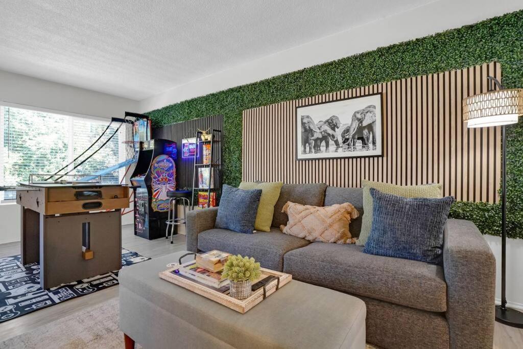 6Th Haven, Arcade, King Bed, Games, 1 Mile To Beaches Long Beach Exterior foto